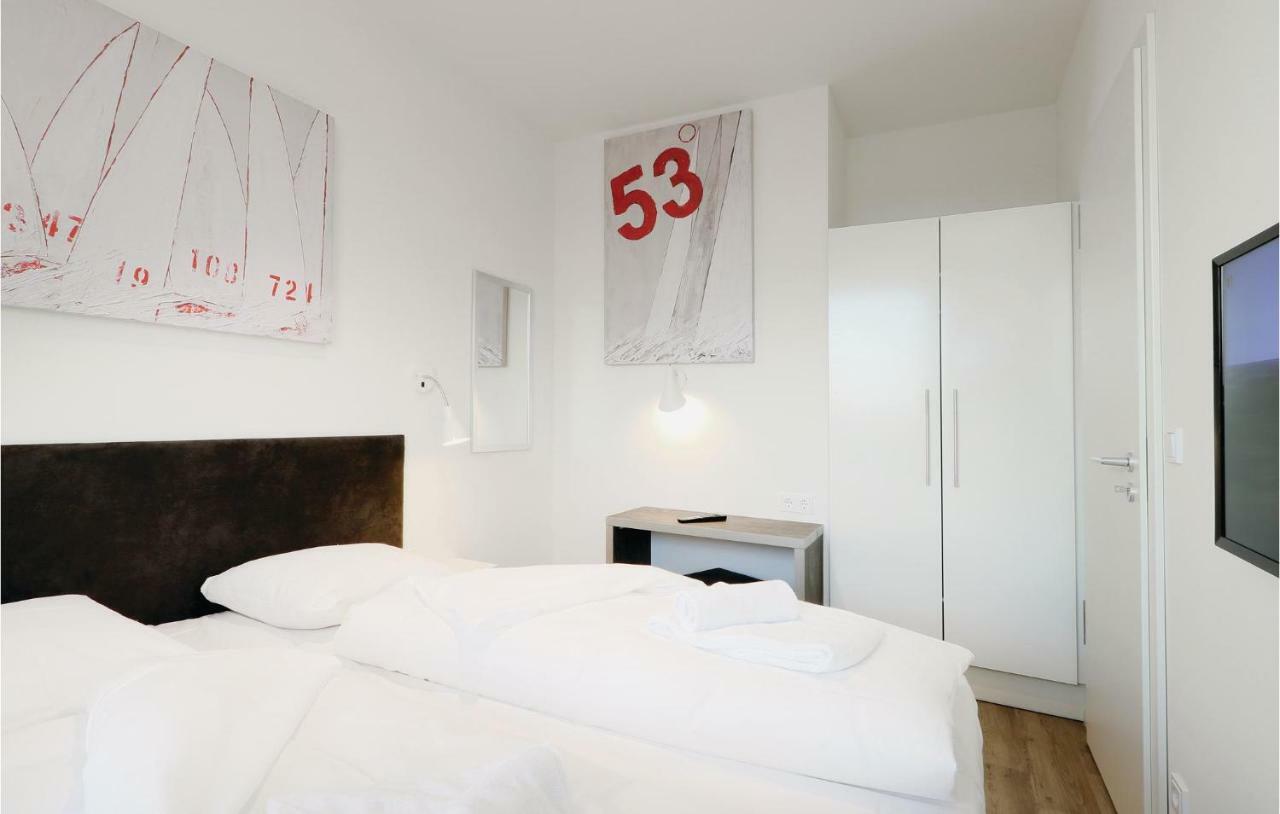 Cozy Apartment In Luebeck Travemuende With Sauna Exterior photo