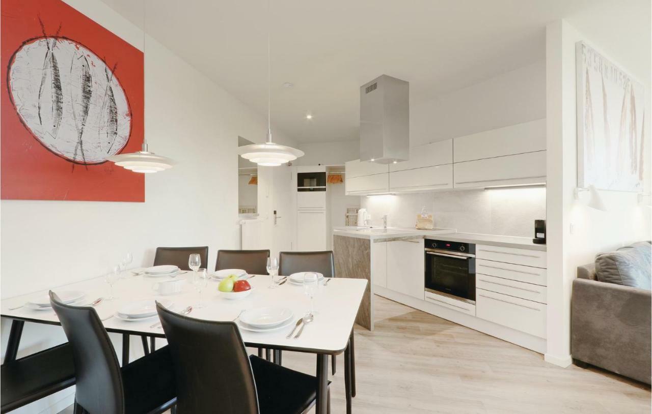 Cozy Apartment In Luebeck Travemuende With Sauna Exterior photo
